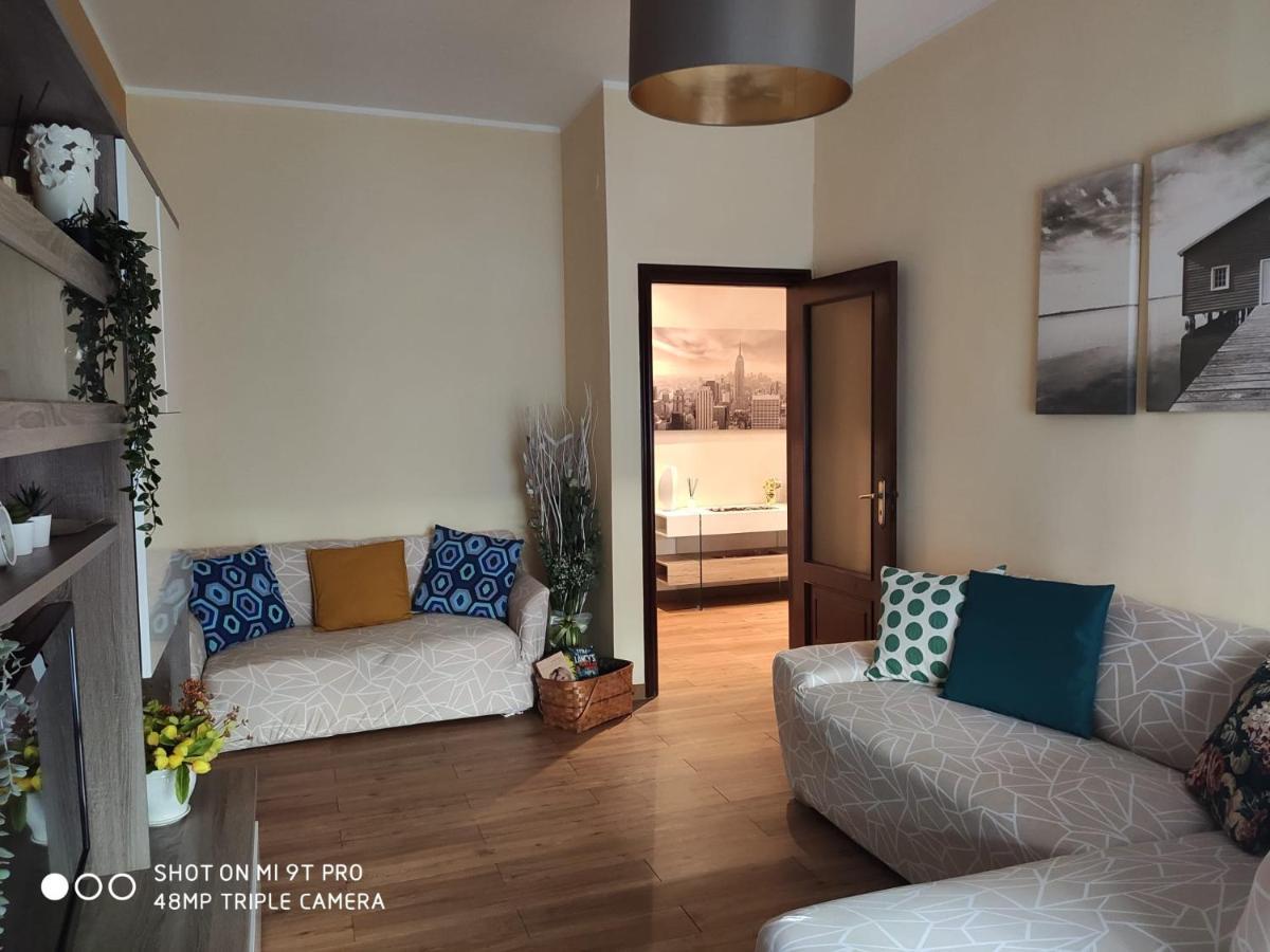 Appartement La Casa Della Sposa à Trani Extérieur photo