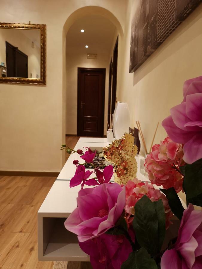 Appartement La Casa Della Sposa à Trani Extérieur photo